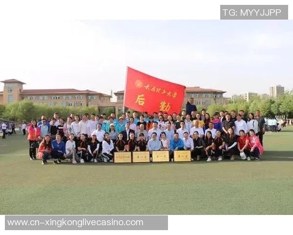 永昌足球队奋勇拼搏续写辉煌历史展现团队精神与激情风采 永昌足球队奋勇拼搏续写辉煌历史展现团队精神与激情风采